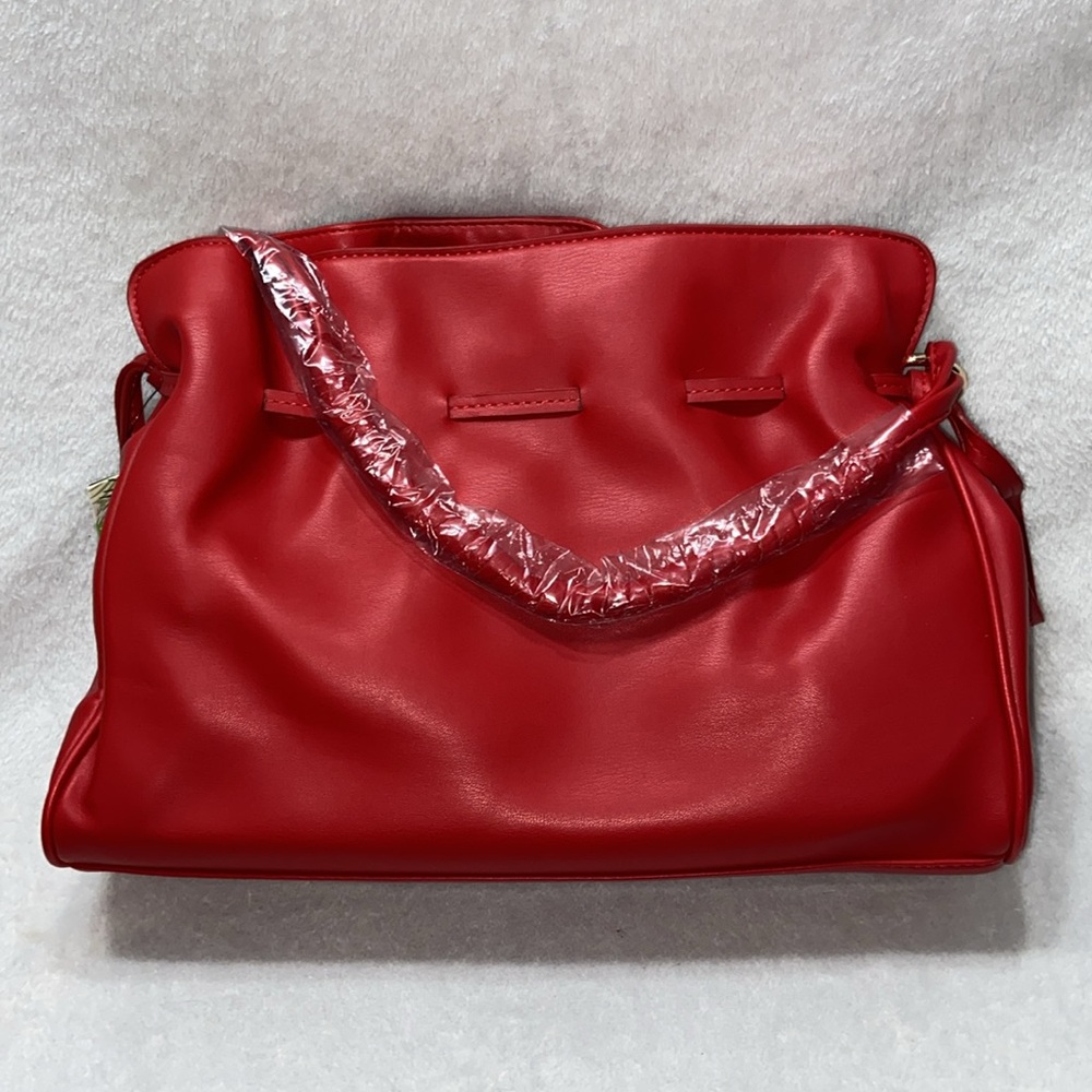 Red and gold badgly Mishka bumpling Handbag - Picture 2 of 14